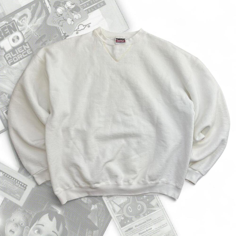 Blank white cream vintage